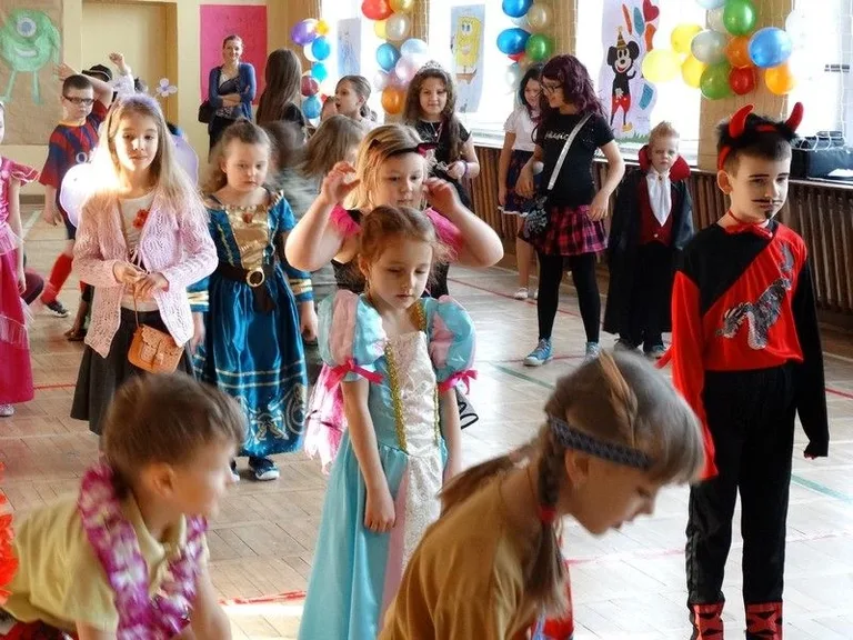 Karnawałowe balowanie (zdjęcia)