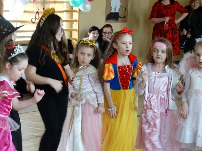 Karnawałowe balowanie (zdjęcia)