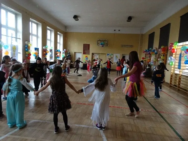 Karnawałowe balowanie (zdjęcia)