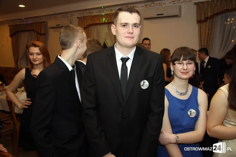 Studniówka ZS CKR w Starym Lubiejewie (zdjęcia, wideo)