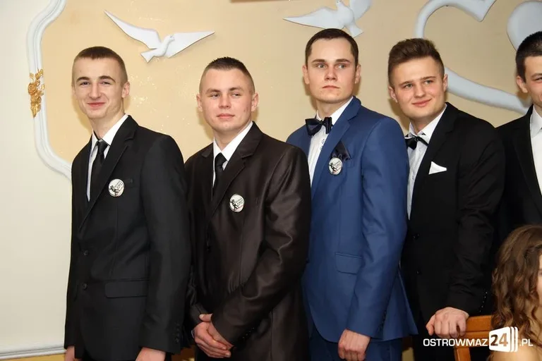 Studniówka ZS CKR w Starym Lubiejewie (zdjęcia, wideo)