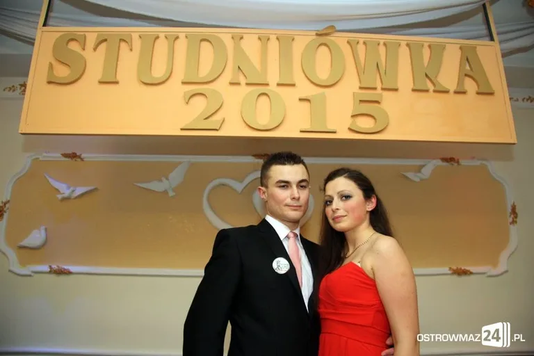 Studniówka ZS CKR w Starym Lubiejewie (zdjęcia, wideo)