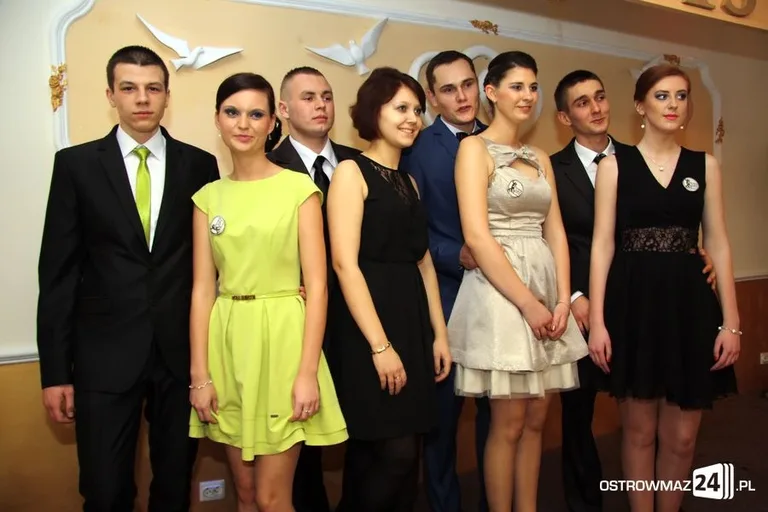Studniówka ZS CKR w Starym Lubiejewie (zdjęcia, wideo)