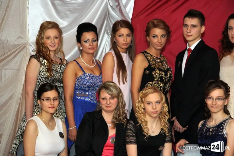 Studniówka Zespołu Szkół w Małkini Górnej (zdjęcia, wideo)