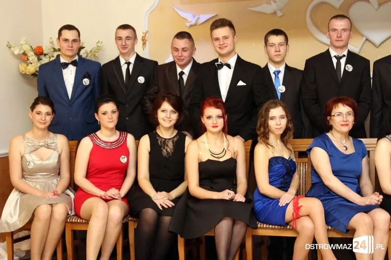 Studniówka ZS CKR w Starym Lubiejewie (zdjęcia, wideo)