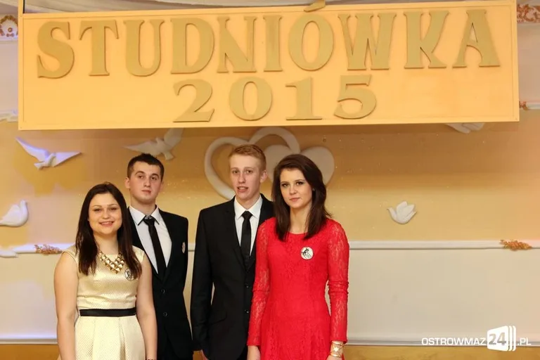 Studniówka ZS CKR w Starym Lubiejewie (zdjęcia, wideo)