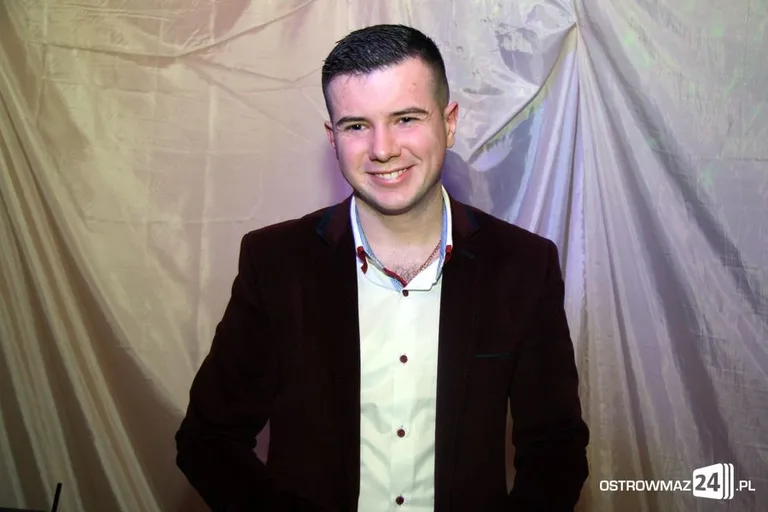 Studniówka Zespołu Szkół w Małkini Górnej (zdjęcia, wideo)