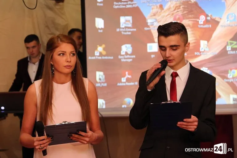 Studniówka Zespołu Szkół w Małkini Górnej (zdjęcia, wideo)