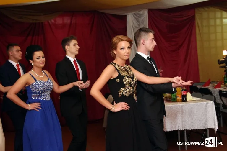 Studniówka Zespołu Szkół w Małkini Górnej (zdjęcia, wideo)