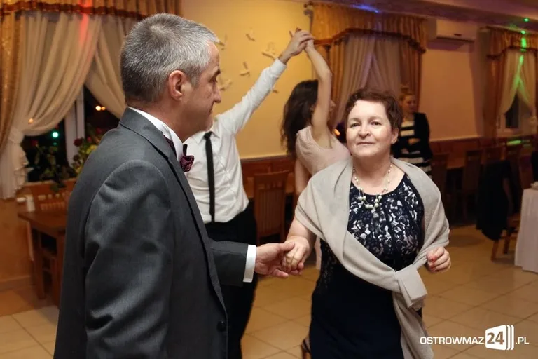 Studniówka ZS CKR w Starym Lubiejewie (zdjęcia, wideo)