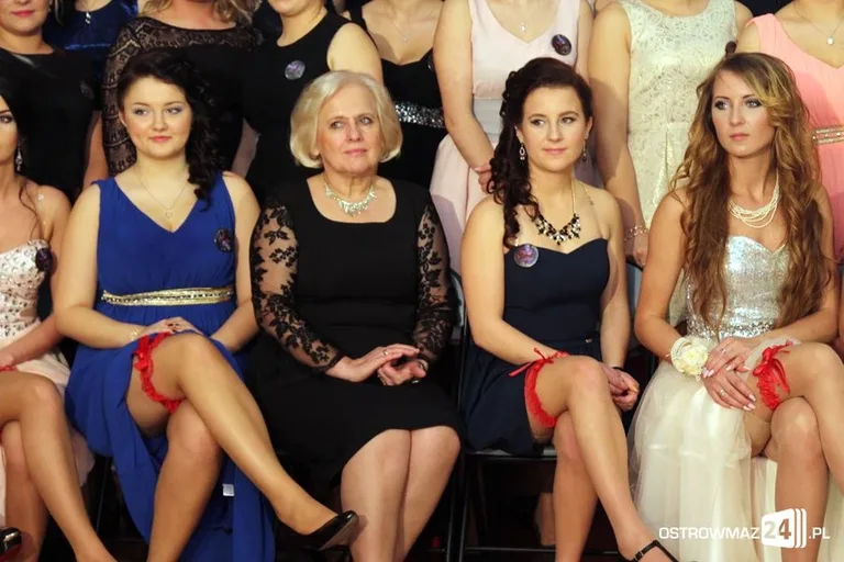 Studniówka Zespołu Szkół w Małkini Górnej (zdjęcia, wideo)