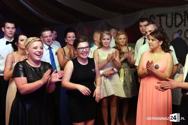 Studniówka Zespołu Szkół w Małkini Górnej (zdjęcia, wideo)
