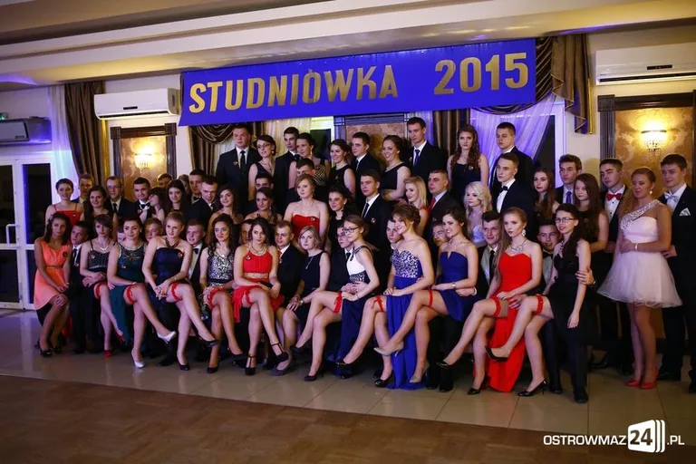 Studniówka LO w Ostrowi Mazowieckiej (zdjęcia, wideo)