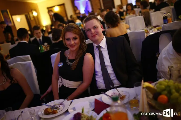 Studniówka LO w Ostrowi Mazowieckiej (zdjęcia, wideo)