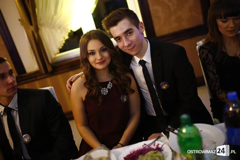 Studniówka LO w Ostrowi Mazowieckiej (zdjęcia, wideo)