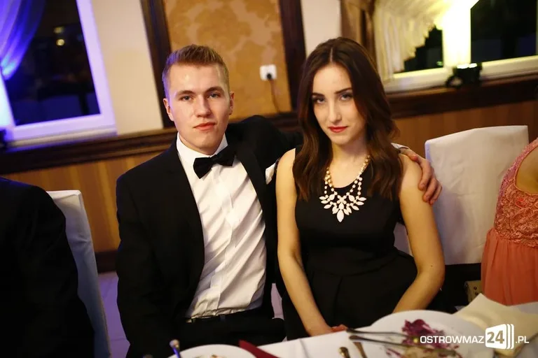 Studniówka LO w Ostrowi Mazowieckiej (zdjęcia, wideo)