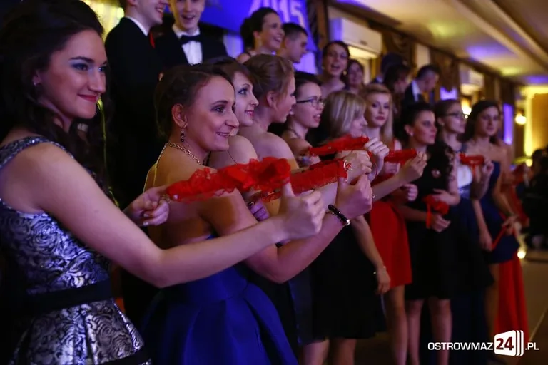 Studniówka LO w Ostrowi Mazowieckiej (zdjęcia, wideo)