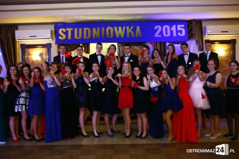 Studniówka LO w Ostrowi Mazowieckiej (zdjęcia, wideo)