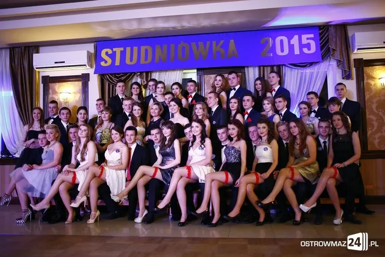 Studniówka LO w Ostrowi Mazowieckiej (zdjęcia, wideo)