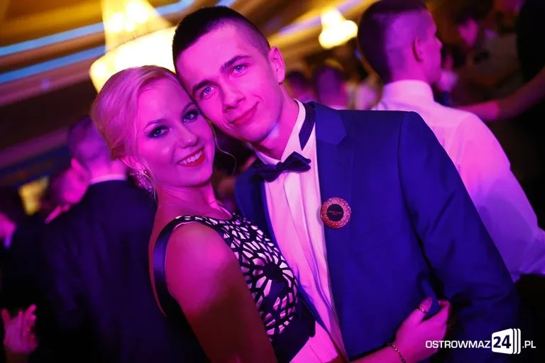 Studniówka LO w Ostrowi Mazowieckiej (zdjęcia, wideo)