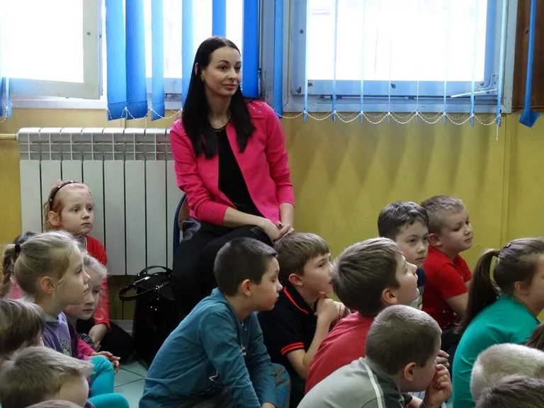 Bezpieczne zabawy zimowe (zdjęcia)