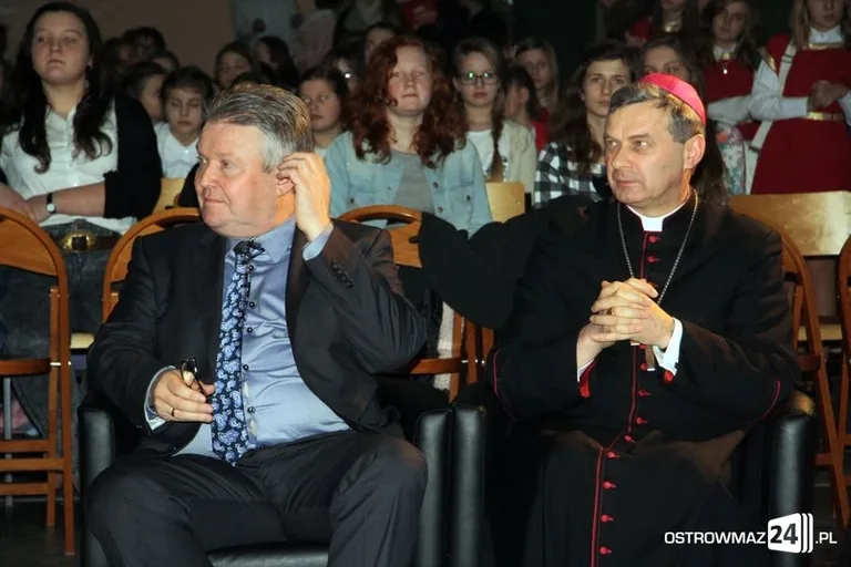 IV Powiatowy Festiwal Kolęd i Pastorałek (zdjęcia)