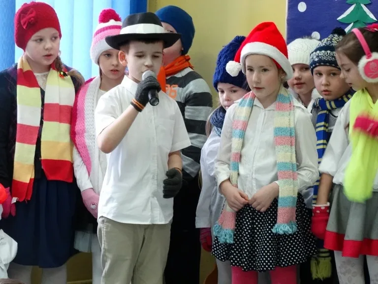 Bezpieczne zabawy zimowe (zdjęcia)