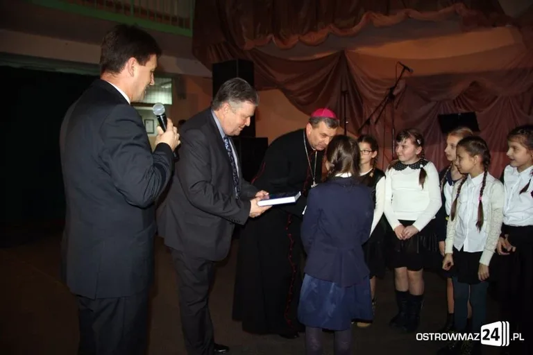 IV Powiatowy Festiwal Kolęd i Pastorałek (zdjęcia)