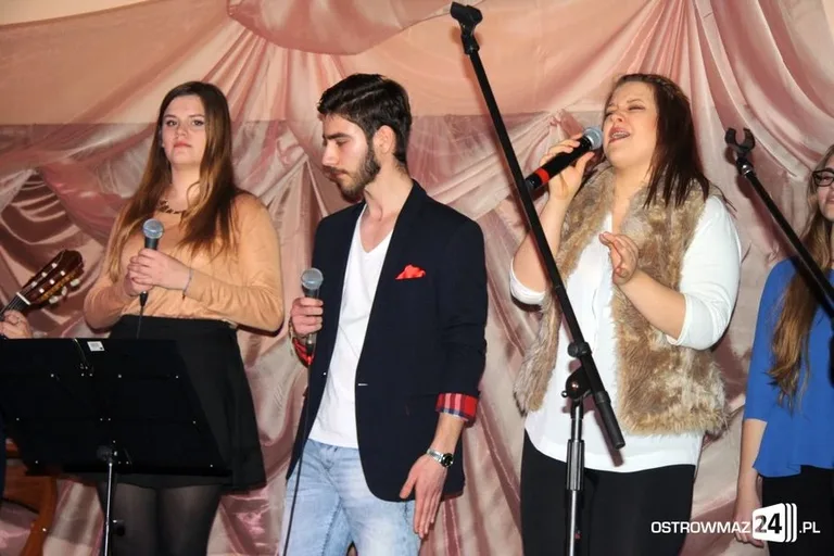 IV Powiatowy Festiwal Kolęd i Pastorałek (zdjęcia)