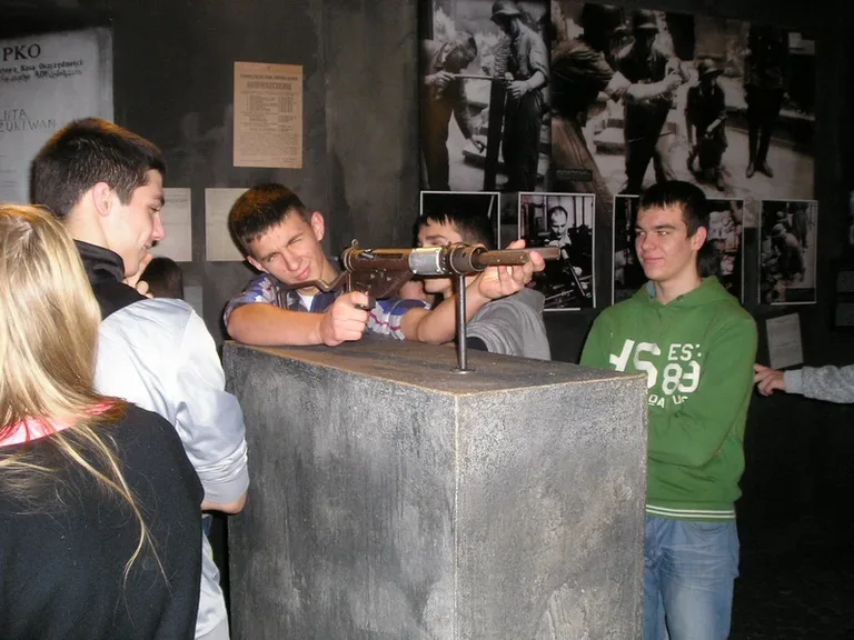 Zajęcia projektowe uczniów z Małkini (zdjęcia)
