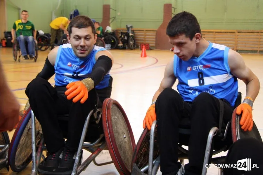 Trwa turniej rugby na wózkach (zdjęcia, wideo)