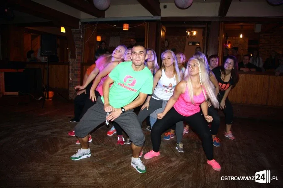 Pokazy tańca w Ratuszowej (zdjęcia, wideo)