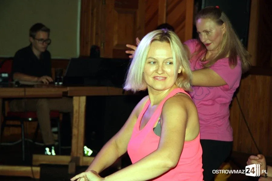 Pokazy tańca w Ratuszowej (zdjęcia, wideo)