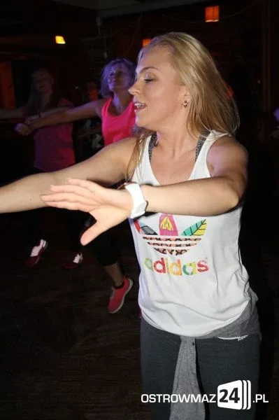Pokazy tańca w Ratuszowej (zdjęcia, wideo)