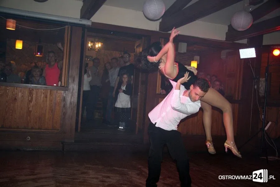 Pokazy tańca w Ratuszowej (zdjęcia, wideo)