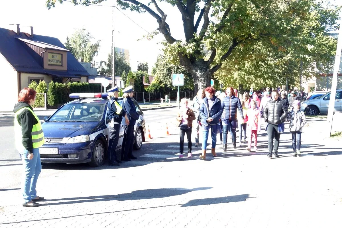 Ewakuacja uczniów ZSP nr 3 (zdjęcia)