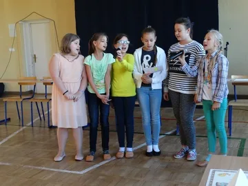 Otrzęsiny klas czwartych w SP1 (zdjęcia)