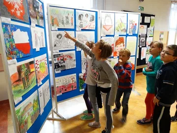 Wystawa prac w ostrowskiej placówce (zdjęcia)