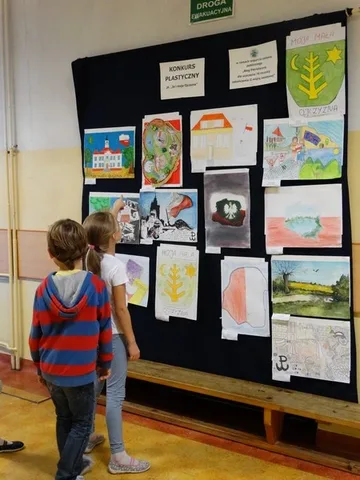 Wystawa prac w ostrowskiej placówce (zdjęcia)