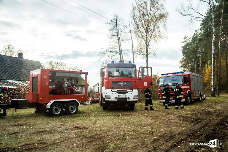 Ponad 400 strażaków gasiło pożar (zdjęcia, wideo)