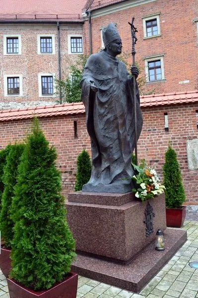 Pielgrzymka maturzystów ostrowskiego liceum