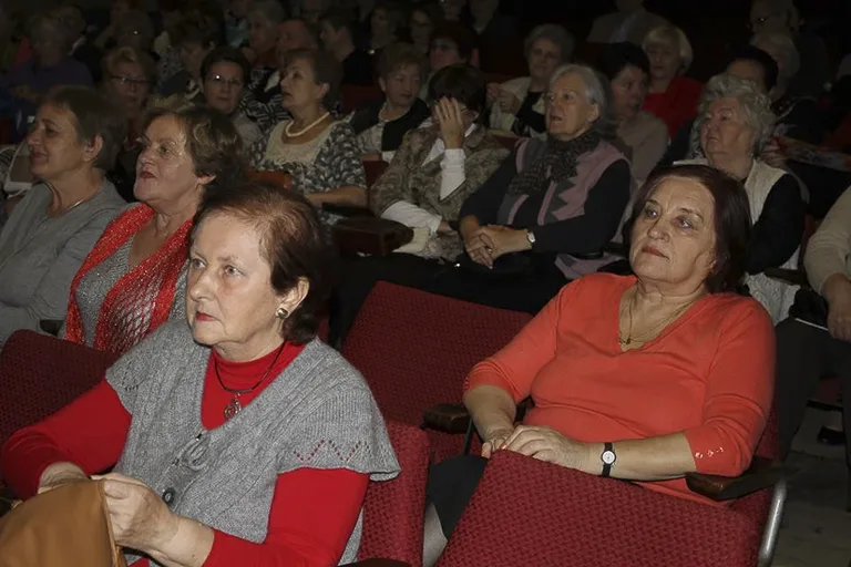 Tischner na wykładzie UTW (zdjęcia)