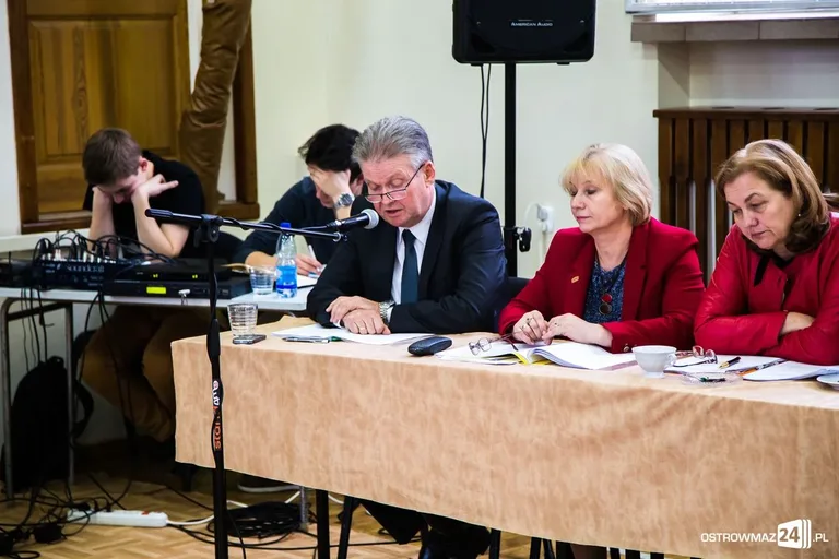 Powiat dużym wsparciem dla gmin (zdjęcia)
