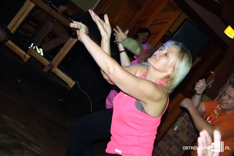 Pokazy tańca w Ratuszowej (zdjęcia, wideo)