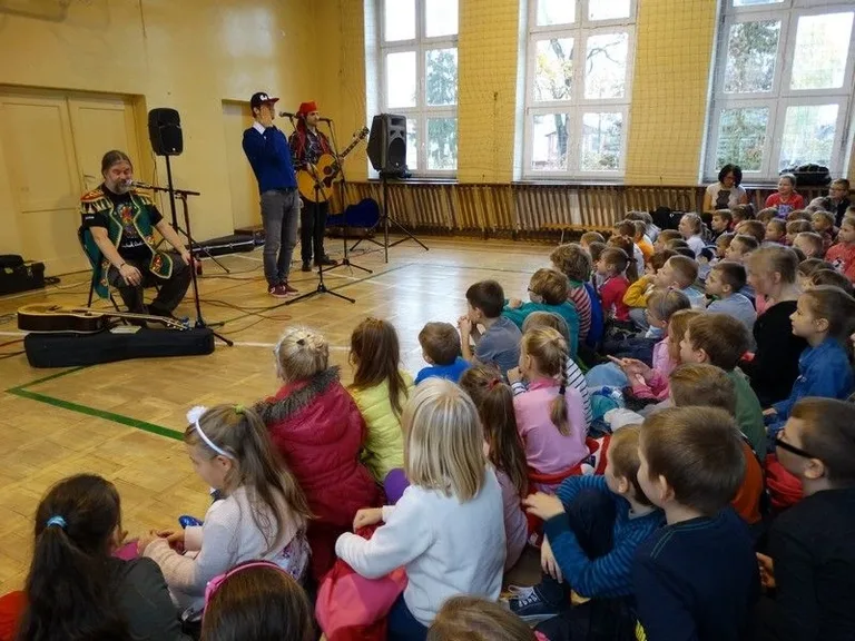 "Orkiestra Dni Naszych" w SP nr 1 (zdjęcia)