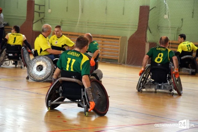 Trwa turniej rugby na wózkach (zdjęcia, wideo)