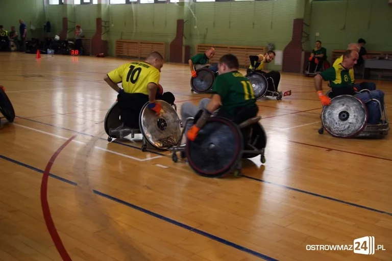 Trwa turniej rugby na wózkach (zdjęcia, wideo)