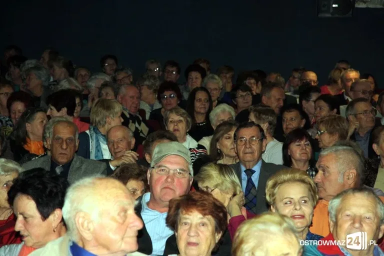 Ostrowscy seniorzy świętowali (zdjęcia, wideo)