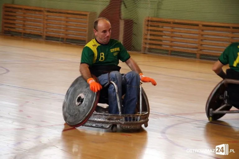Trwa turniej rugby na wózkach (zdjęcia, wideo)