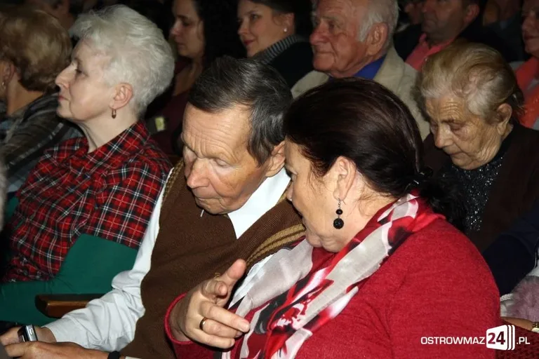 Ostrowscy seniorzy świętowali (zdjęcia, wideo)